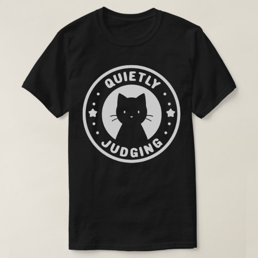 猫を静かに判断するTobe Fonseca Tシャツ (デザイン正面)