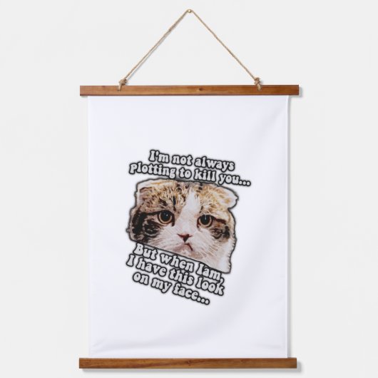 猫を飼っている人や子猫好きな人には不機嫌な猫ミーム 吊り下げ型タペストリー (正面)
