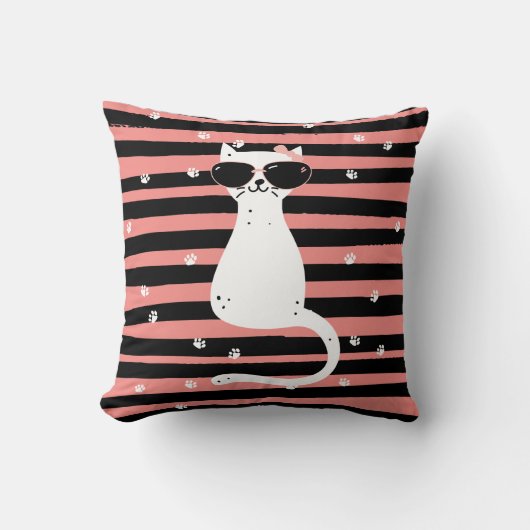 猫カッコいい枕 クッション (正面)