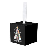 猫クリスマスツリームー明るい可愛いクリスマス キューブオーナメント (正面アングル)