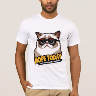 猫クールの気に不機嫌なスタイル Tシャツ