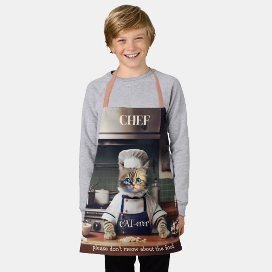 猫シェフおもしろいのケータリングかわいい エプロン (着用した状態)