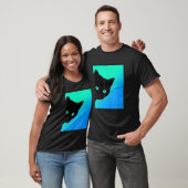 猫デザインのベッド 黒猫 ブルー グリーン Tシャツ (ユニセックス)