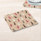猫パターンピンク スクエアペーパーコースター (アングル)