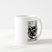猫パパが重い呼吸の猫を扱う コーヒーマグカップ (正面右)