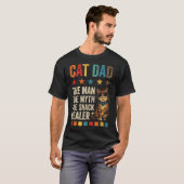 猫パパ 人物 神話 スナック販売員 おもしろ父の日 Tシャツ (正面フル)