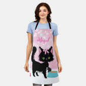 猫パーソナライズされたピンクと白のガーリー子猫 エプロン (着用した状態)