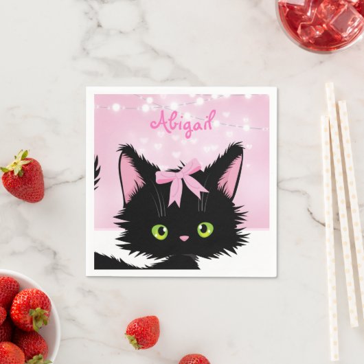 猫パーソナライズされたピンクと白の子猫誕生日 スタンダードカクテルナプキン (インサイチュ)