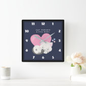 猫パーソン文字可愛い白猫が眠る スクエア壁時計 (ホーム)