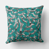 猫パーティーティール(緑がかった色)青 クッション (裏面)