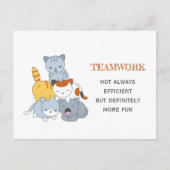 猫ピラミッド – 猫のグループチームワーク引用文 ポストカード (正面)