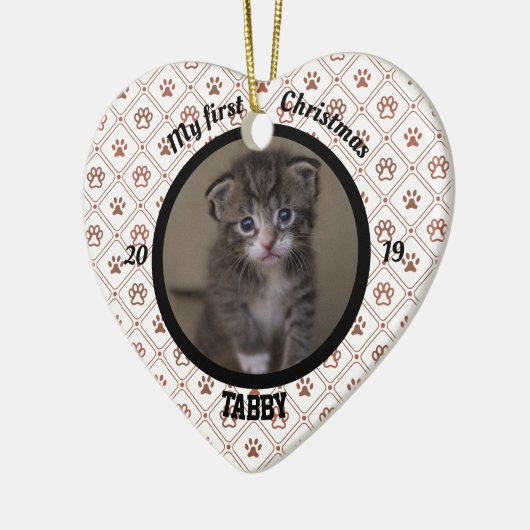 猫マイ初めてのクリスマス子猫の写真名ハート セラミックオーナメント (左)