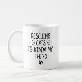 猫レスキューはちょっとした私の事 Funny Cat Rescue コーヒーマグカップ (左)