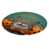 猫丸型のカッティングボードを持っている カッティングボード (角)