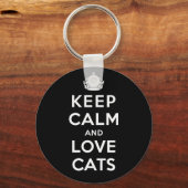 猫保を愛し穏やかに キーホルダー (正面)
