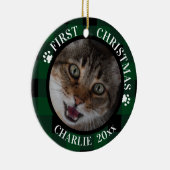 猫初めてのクリスマス2-Photo GreenとBlack Plaid セラミックオーナメント (右)