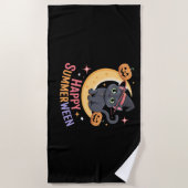 猫可愛いハロウィーン美的必須Tシャツ ビーチタオル (正面)