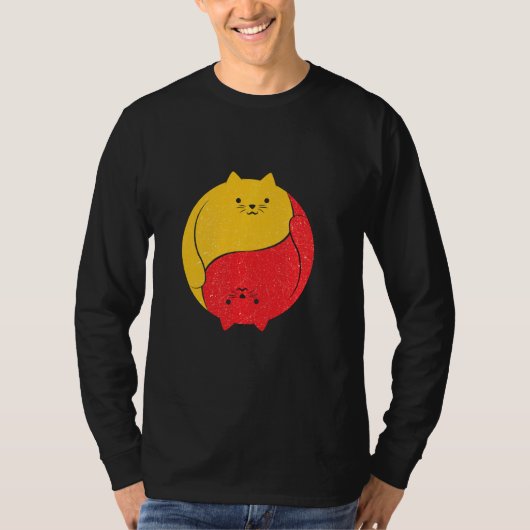 猫可愛おもしろいい笑わされる陰陽 Tシャツ (正面)