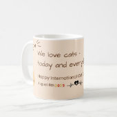 猫国際的の日2025年バナー – かわいい猫愛 コーヒーマグカップ (正面左)