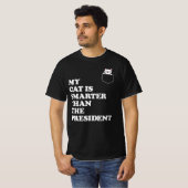 猫好きおもしろいへの政治的ギフト Tシャツ (正面フル)
