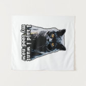 猫好きな人への面白いグリumpy猫ミーム タペストリー (正面(横))