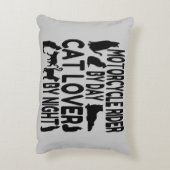 猫好きオートバイライダー アクセントクッション (裏面(縦))