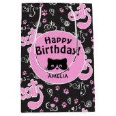 猫好きピンクとブラックのパーソナライズされた誕生日 ミディアムペーパーバッグ (正面)