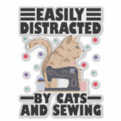 猫好き 猫と裁縫に夢中 シール (正面)