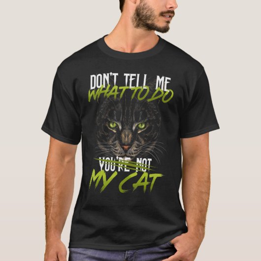 猫子猫子猫ママ猫パパ動物 Tシャツ (正面)