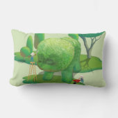 猫庭師と緑の動物の茂み ランバークッション (正面)