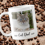 猫最高のパパエバパーソナライズされたー写真かわいい猫のパパ コーヒーマグカップ<br><div class="desc">誕生日か父の日か猫パパを驚かせすごいて、この可愛い世界の猫の最高のパパを飲み続けるマグカップ。キャッ最高のトパパEver - Love,  Personalize name .猫パパのペットお気に入りの写真と名前でパーソナライズ。猫素晴らしのプレゼント。COPYRIGHT © 2020 Judy Burrows,  Black Dog Art - All Rights Reserved.</div>