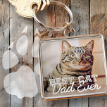 猫最高のパパエバモダンカスタムー写真 キーホルダー<br><div class="desc">セリフシンプルデザインで構成され、クラシックタイポグラフィを追加したカスタム</div>