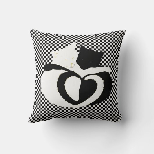 猫柄の白黒猫がハート型 クッション (裏面)