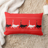 "猫歩行"の製材枕 ランバークッション (ブランケット)