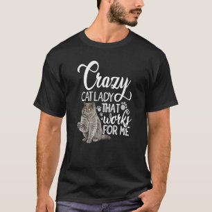 猫熱狂するのおばさん飼い猫ペット Tシャツ