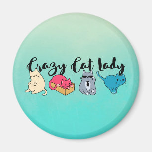 猫熱狂する婦人と4匹のかわいい猫 マグネット