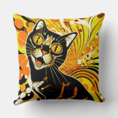 猫熱狂する クッション (裏面)