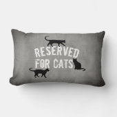 猫用のかわいい猫デザイングレイ動揺してズ ランバークッション (正面)