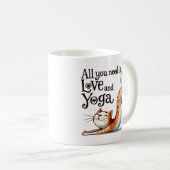 猫用ヨガポーズ – 必要なのは愛とヨガ コーヒーマグカップ (正面右)