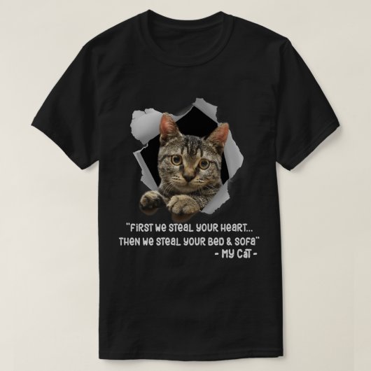 猫用365キャットソファーおもしろい諺猫好きギフトプレ Tシャツ (デザイン正面)