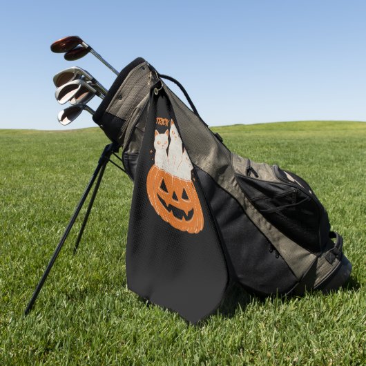 猫用Tクラシックシャツのトリックまたは治療 ゴルフタオル (グリーン)