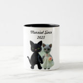 猫結婚した2025 ツートーンマグカップ (中央)