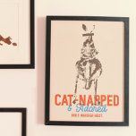 猫背の猫パおもしろいンKangaroo Weirdcore ポスター<br><div class="desc">私たちのプニーで奇妙な特定の'猫の昼寝&憧れ'のシャツで笑う準備ができなさい！この風変わりな最高傑作は、猫を抱えたカンガルーを特徴としており、可愛くてパニーなコンボだ。私たちのシャツはユーモアの懸命を行き、良い笑いを愛し、そのユニークさを評価する誰にとっても欠かせない。可愛い風変わり衣服を受け入れ、群衆から目立つ得シャツを持っていることを世界に知らせろ！</div>