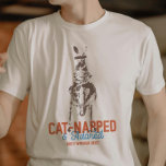 猫背の猫パおもしろいンKangaroo Weirdcore Tシャツ<br><div class="desc">私たちのプニーで奇妙な特定の'猫の昼寝&憧れ'のシャツで笑う準備ができなさい！この風変わりな最高傑作は、猫を抱えたカンガルーを特徴としており、可愛くてパニーなコンボだ。私たちのシャツはユーモアの懸命を行き、良い笑いを愛し、そのユニークさを評価する誰にとっても欠かせない。可愛い風変わり衣服を受け入れ、群衆から目立つ得シャツを持っていることを世界に知らせろ！</div>