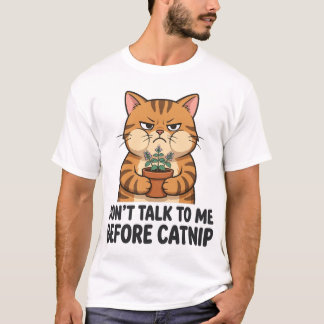 猫草前のネコ Tシャツ グランピーキャット 可愛い