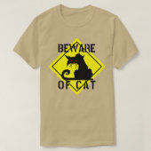 猫警告のサイン熱狂するドシおもしろいの用心 Tシャツ (デザイン正面)