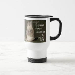 猫「コーヒーと私を入れ食べ物を与える」タンブラー トラベルマグ