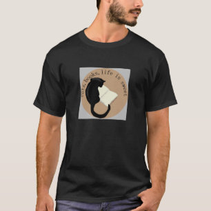 猫、本、生命は甘いv2です tシャツ