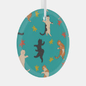 猫、紅葉、かわいいパターン ガラスオーナメント (正面右)