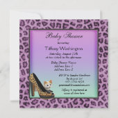 猫、靴及びボトルの紫色の毛皮の質のベビーシャワー 招待状 (裏面)
